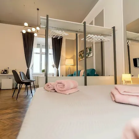 Premium Suites *